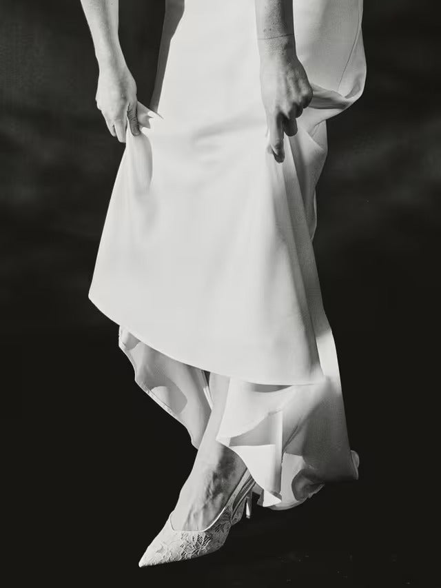 YAS Dottea Halterneck Sheath Sleeveless Wedding Dress - White - UK Size 10