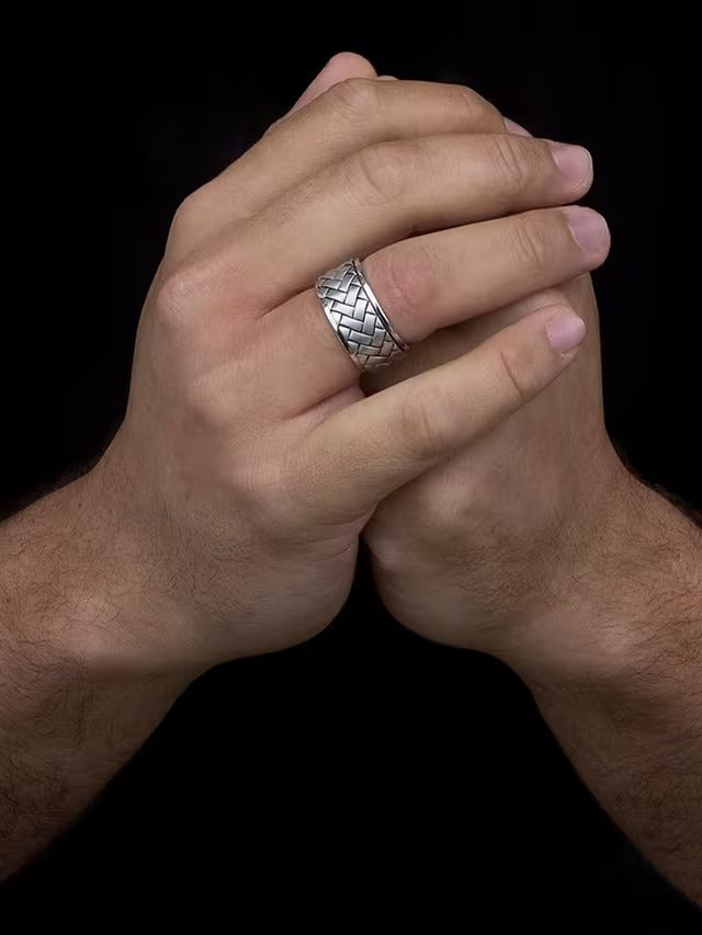 Hoxton London Men's Stylish Herringbone Pattern Spinning Ring - Silver - Y