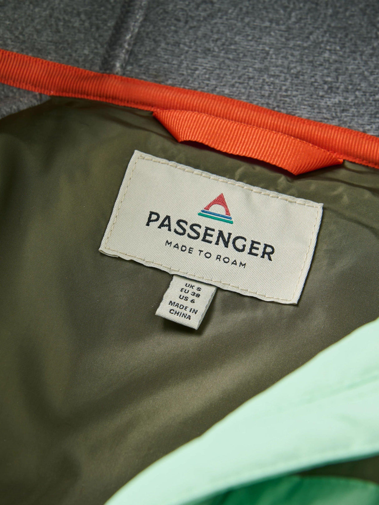 Passenger Lara Women's Quilted Zip Neck Jacket - Grey/Green/Pink - Small