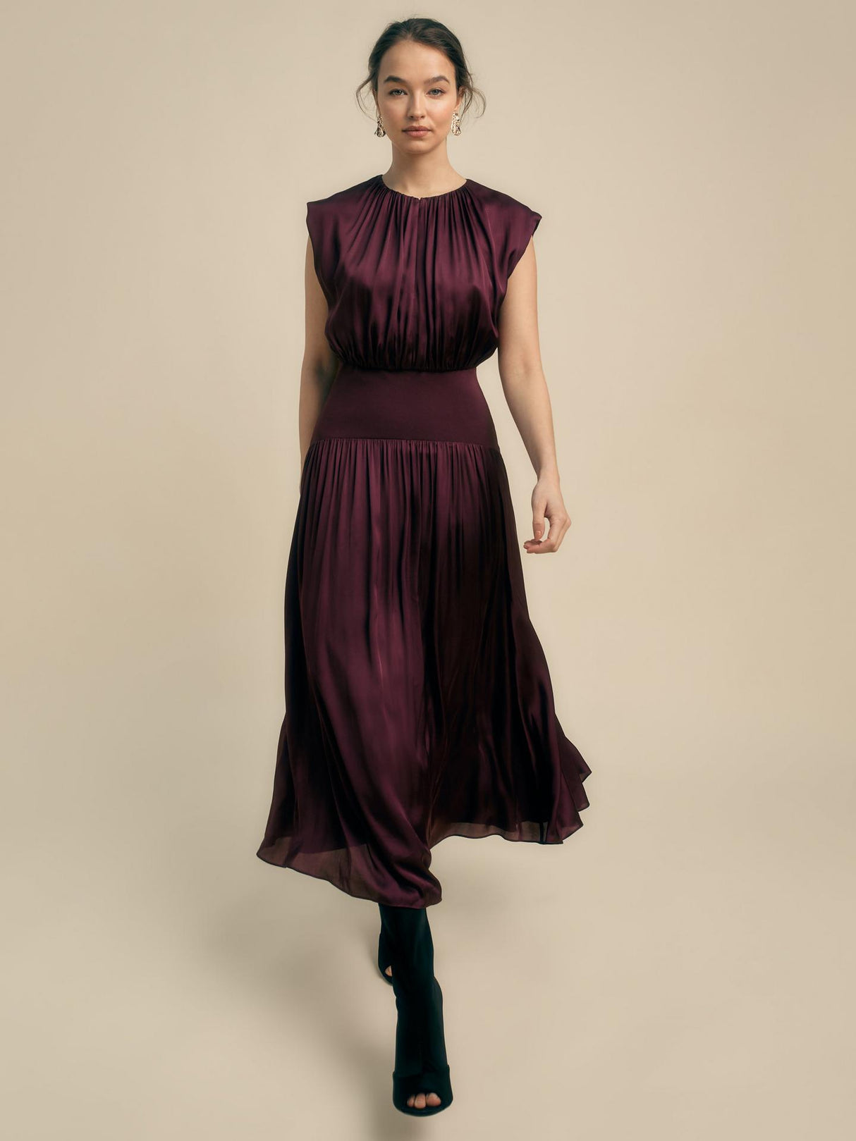 FLORERE Pleated A-Line Sleeveless Midi Womens Dress - Burgundy - Size 8