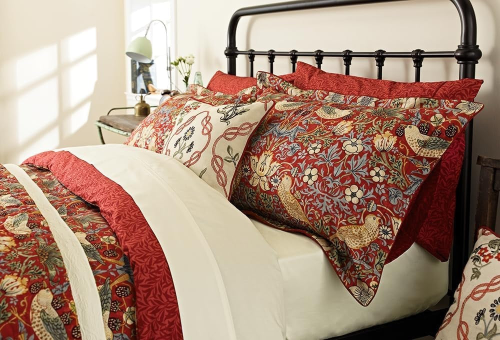 Morris & Co. Strawberry Thief Cotton King Size Duvet Cover Set - Crimson Red - Kazoop