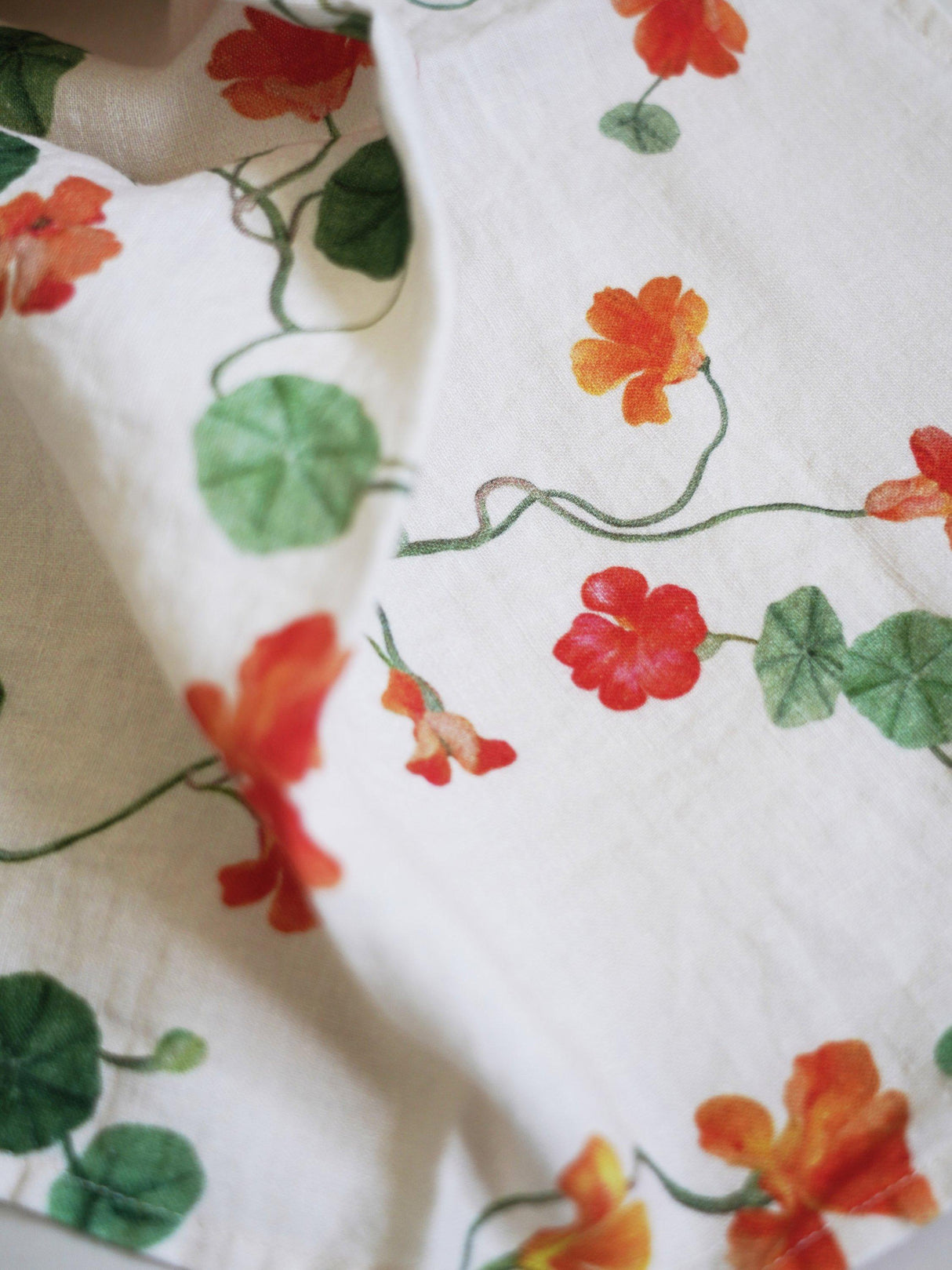 By Hope Summer Climber Nasturtium Linen Tablecloth - 250 x 143cm - Multi