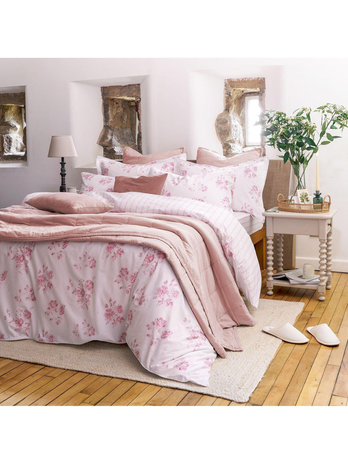 Christy Laundered Cotton Casual Soft Quilted Throw 200 x 220 cm - Pink