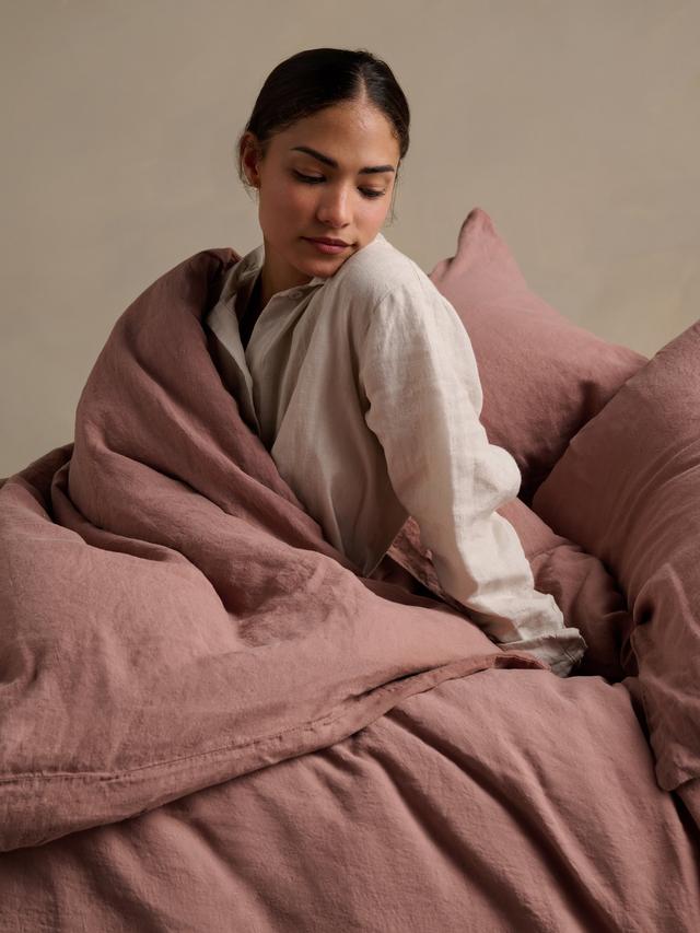 Bedfolk 100% Linen Plain Unlined Double Duvet Cover - 200 x 200cm - Rust