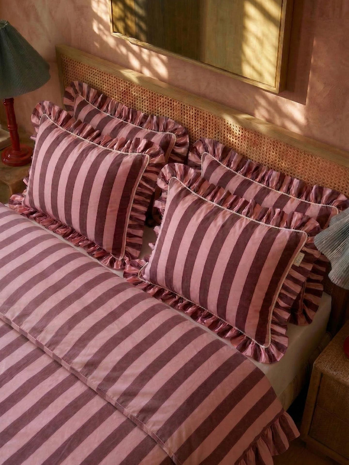TBCo Stripe 200TC Cotton Double Duvet Cover Set Ruffle Edge Pink Burgundy