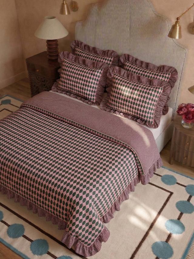 TBCo Harlequin 200 Thread Count Cotton Duvet Cover Set Pink Super King Set
