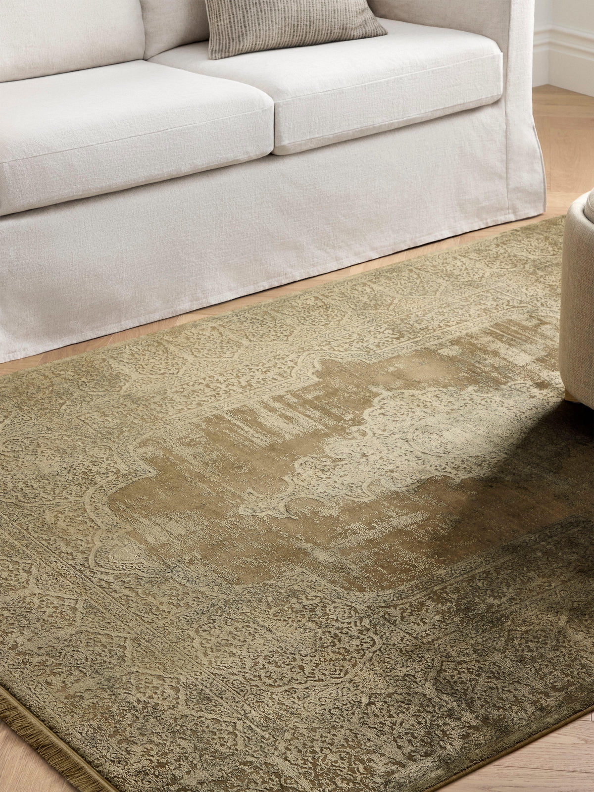 Gooch Luxury Distressed Medallion Rectangular Area Rug 120 x 180cm - Bronze
