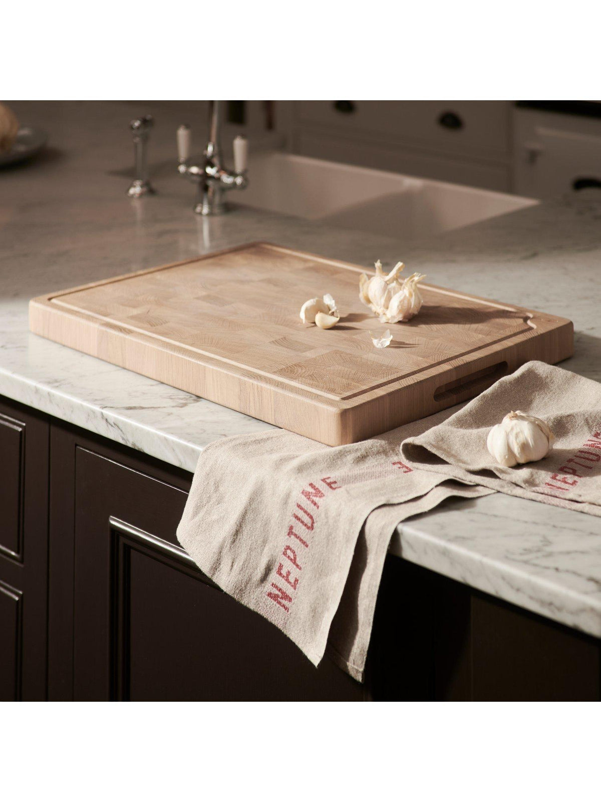 Neptune Orford Solid End-Grain Oak Wood Chopping Board - Medium 55 x 40cm