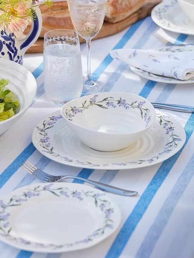 Sophie Conran Lavandula Floral Porcelain Dinnerware 12 Piece Set - White
