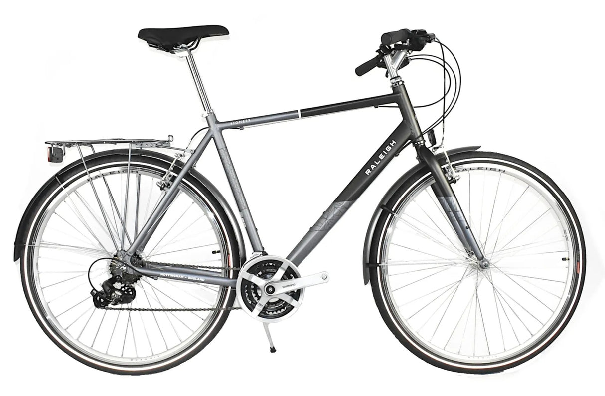 Raleigh Pioneer 700C 21-Speed Hybrid Commuter Bike - Medium - Black/Silver