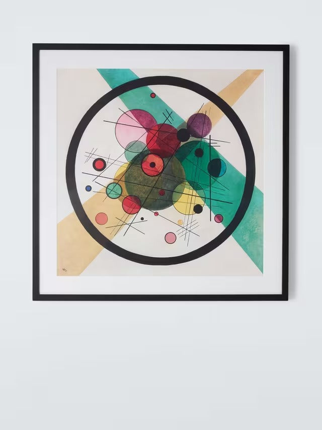 Wassily Kandinsky 'Circles in a Circle' Framed Print & Mount 63x63cm - Multi