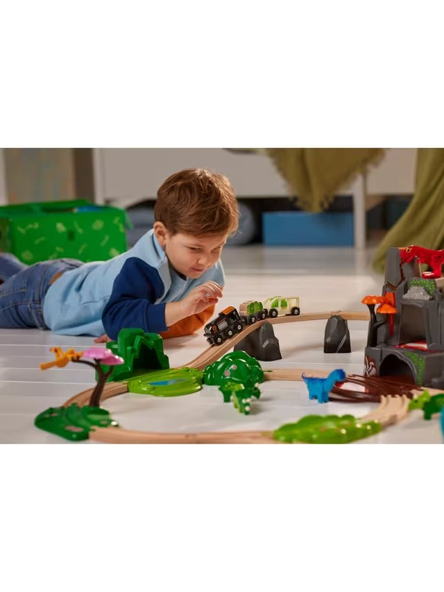 BRIO 36104 Battery Operated Train And Dinosaur Deluxe Set 45-Piece Brio