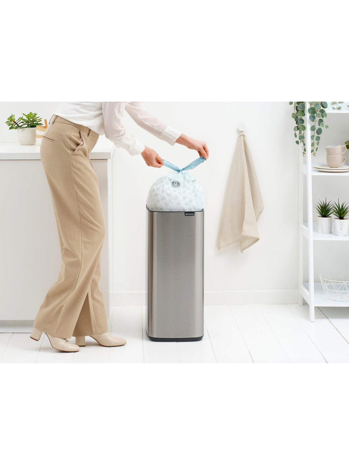 Brabantia Bo Touch Bin 30L Matt Steel Fingerprint Proof Waste Bin - Silver