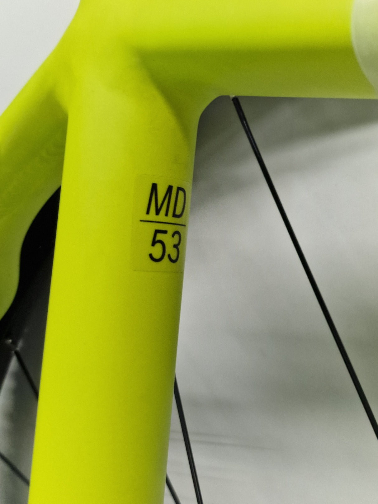 Boardman CXR 8.9 Disc Brakes 11-Speed Mens Road Bike - Medium - Lime Green