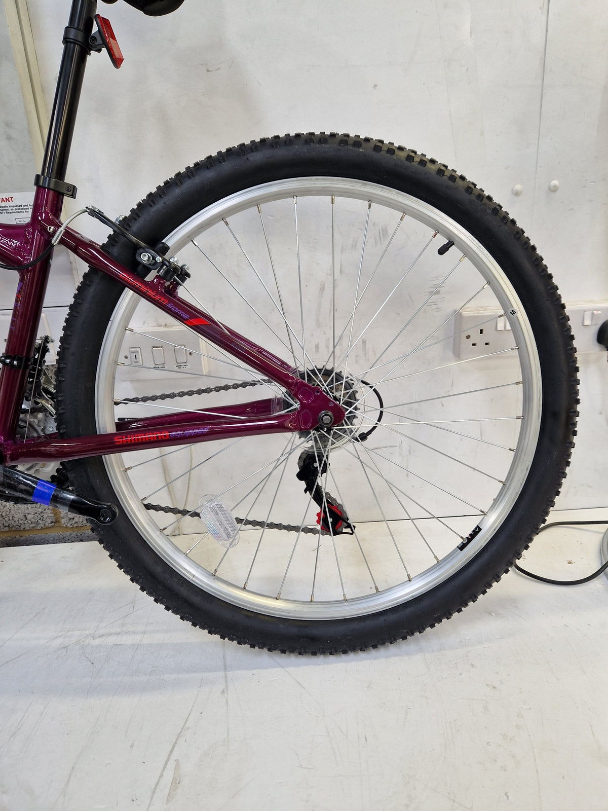 Apollo Jewel Women's 18 Speed 27.5in Hardtail Mountain Bike - Small - Purple