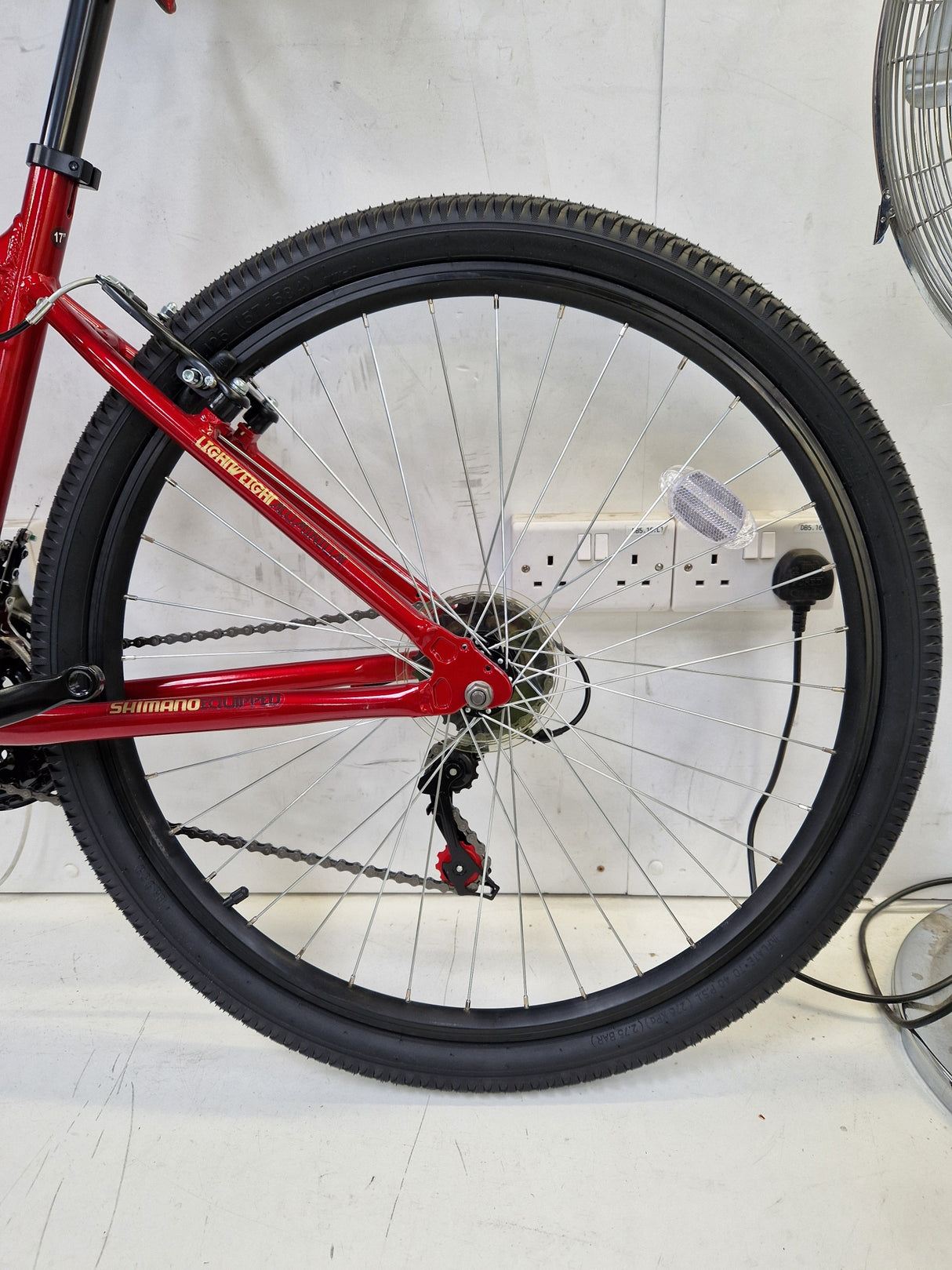 Apollo Transition Mens 18-Speed Lightweight Hybrid Bike Alloy - Medium - Red