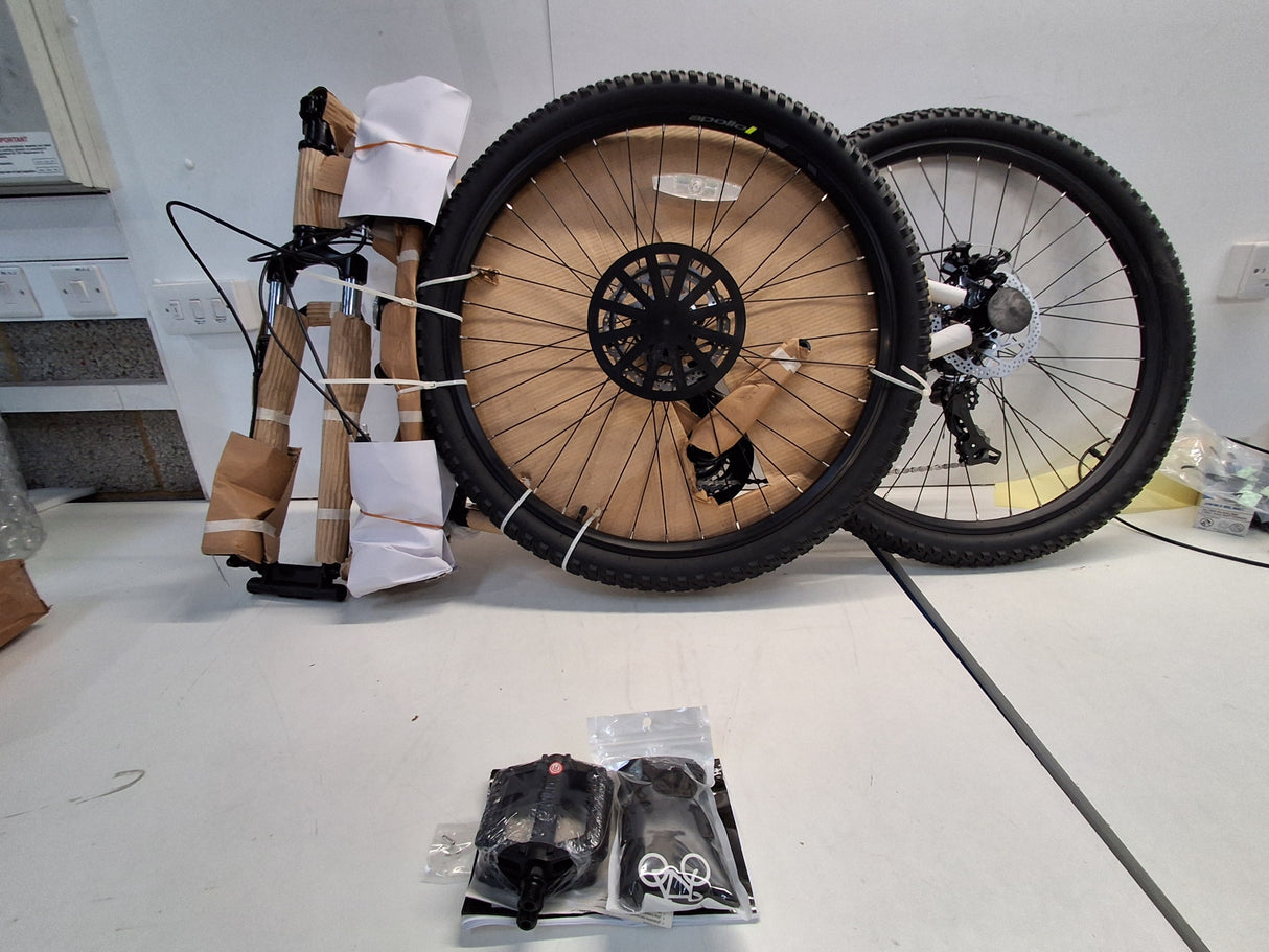 Apollo Evade Mens 21 Speed Disc Brake Mountain Bike - Black - Small 14"