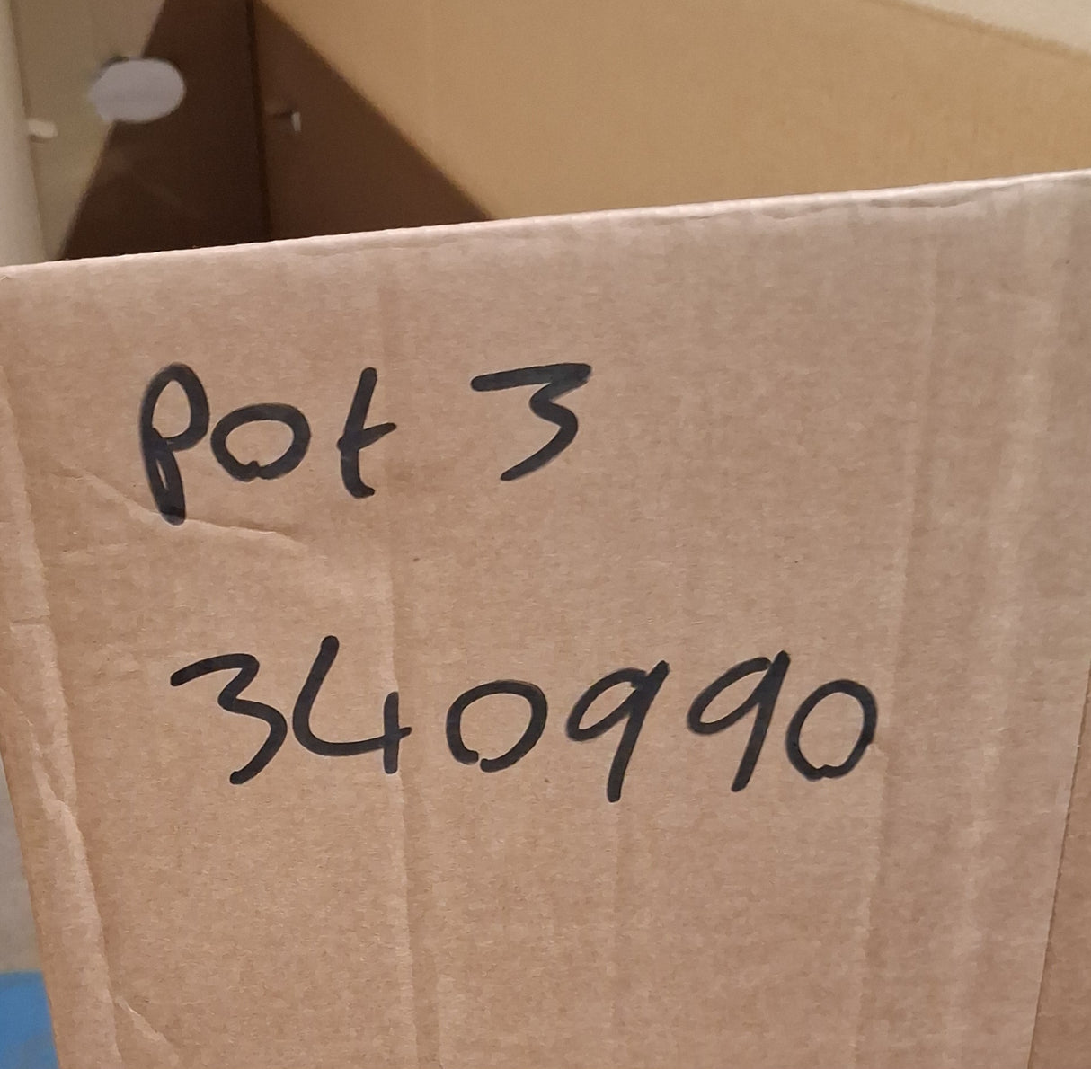 Carrera Vengeance Mens 16-Speed Disc Brake Mountain Bike - Green - Small