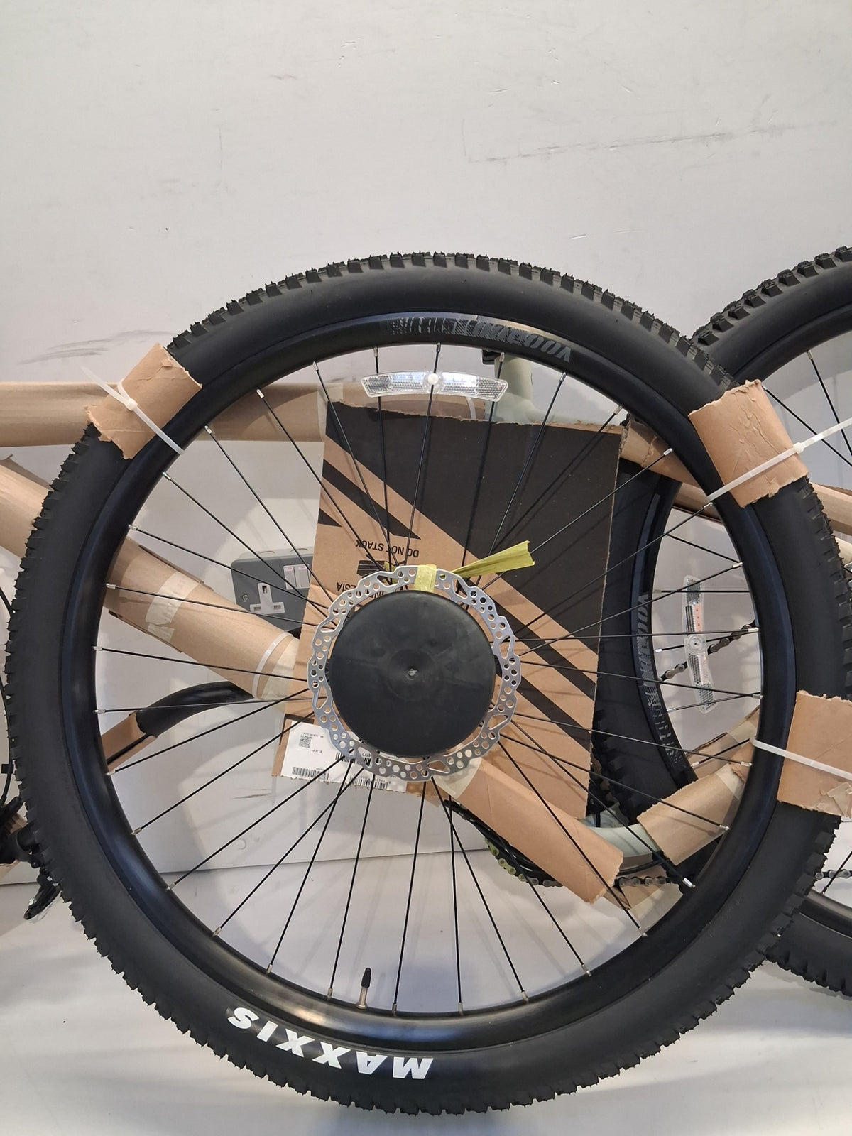 Voodoo Bizango Pro Unisex 12-Speed 29 Wheel Disc Brake Mountain Bike - XL