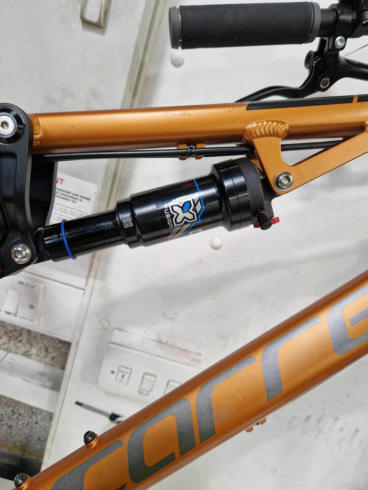 Carrera Titan X 2025 Unisex 10-Speed Mountain Bike - Large Frame - Orange