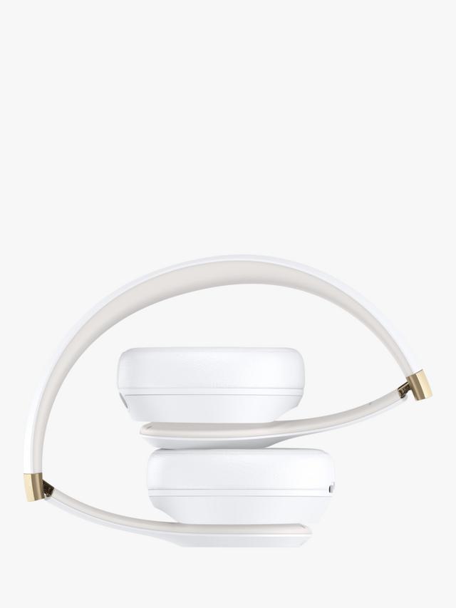 Beats Solo 4 Wireless Bluetooth On-Ear Headphones with Mic/Remote - White