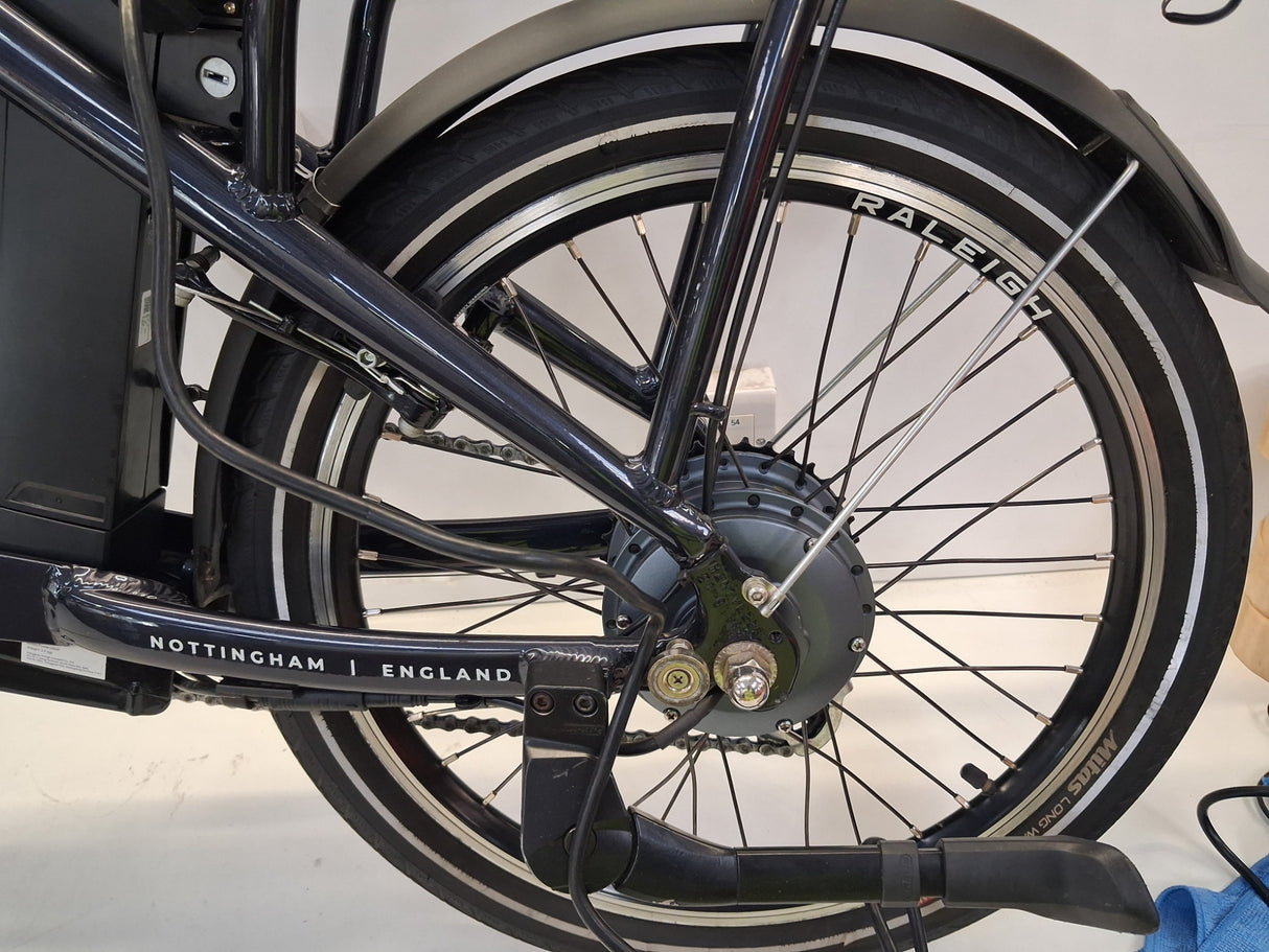Raleigh Stow-E-Way Folding Compact 7~Speed 20" Wheel Alloy E--Bike Dark Blue