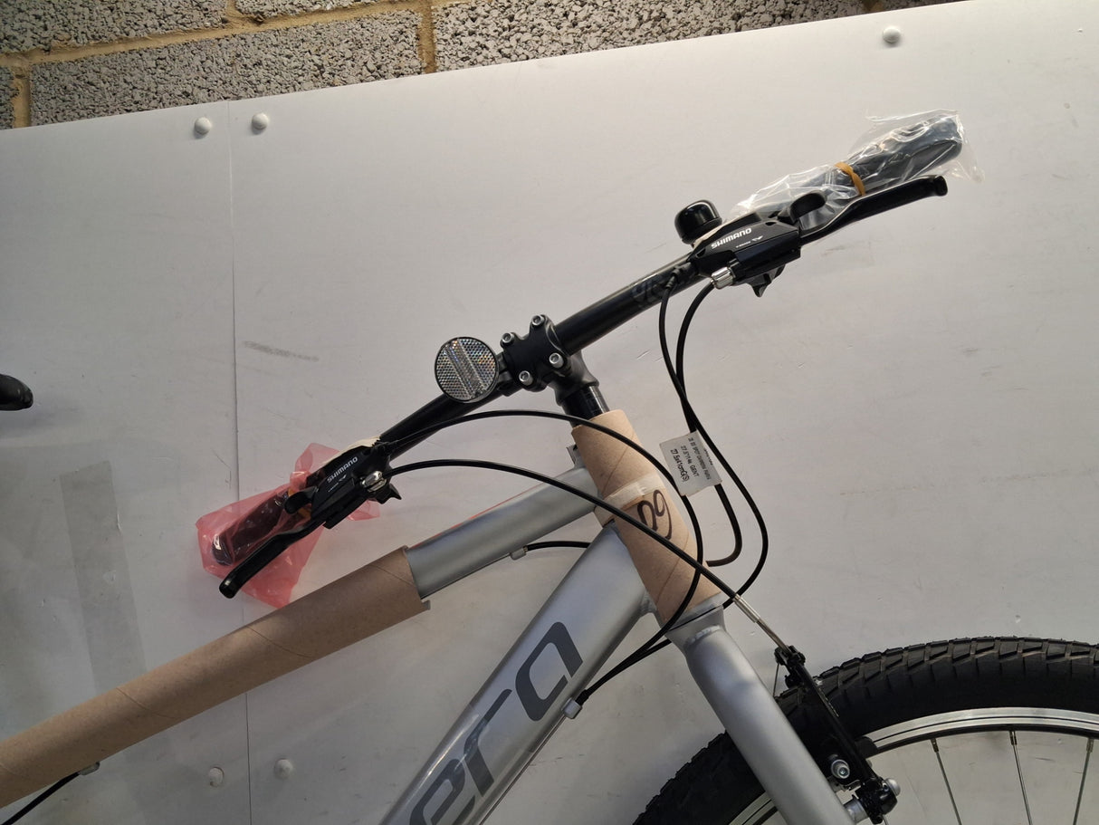 Carrera Parva Mens 14-Speed V-Brakes Age 14+ Hybrid Bike - Silver - Small