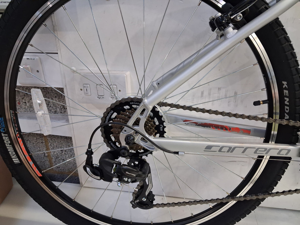 Carrera Parva Mens 14-Speed V-Brakes Age 14+ Hybrid Bike - Silver - Small