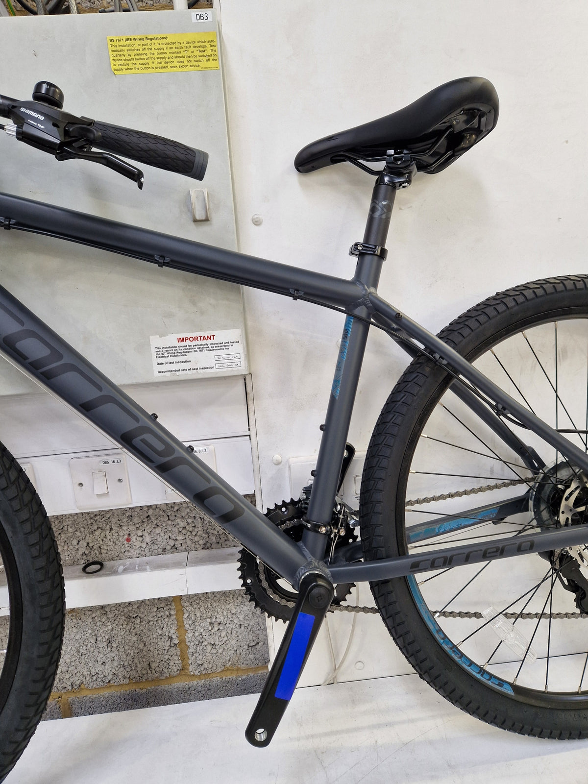 Carrera Subway 1 Women's Hybrid Bike Disc Brakes - Medium Frame 18in - Grey