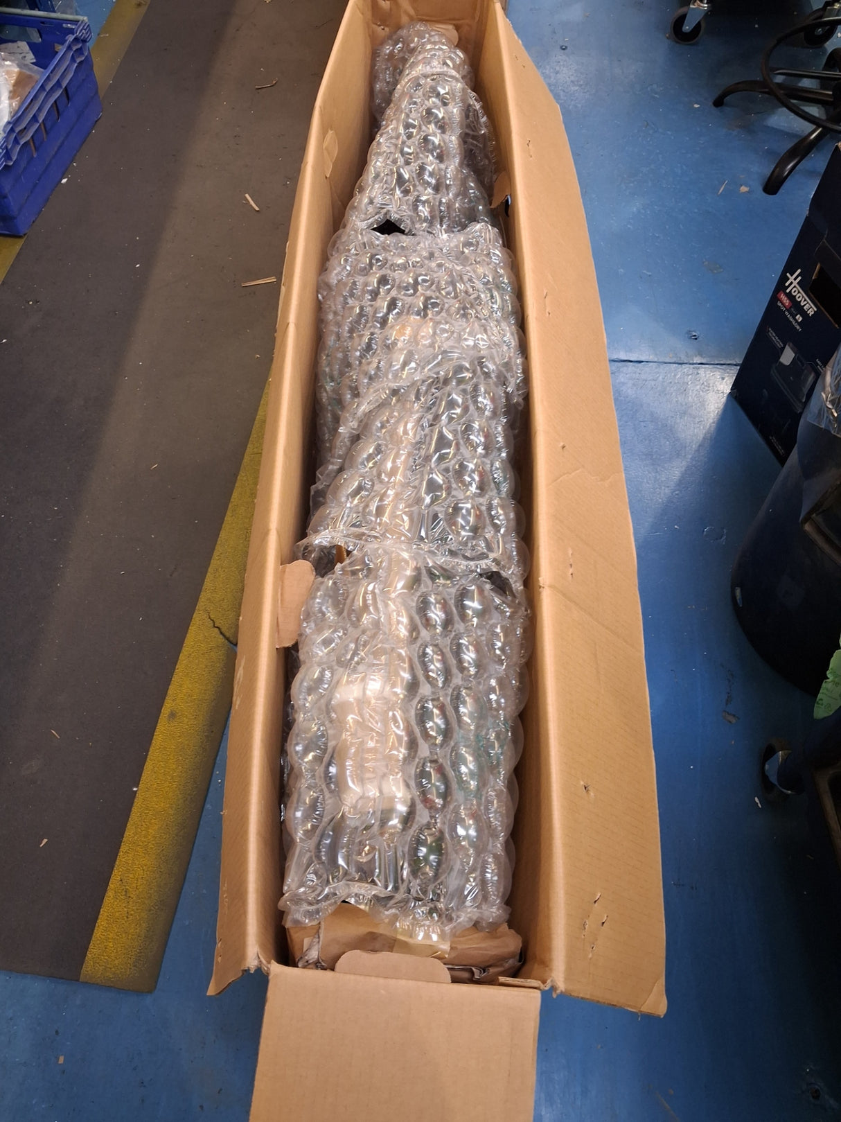 Carrera Subway 1 Mens 16-Speed Disc Brakes Hybrid Bike - Grey - Medium 18''