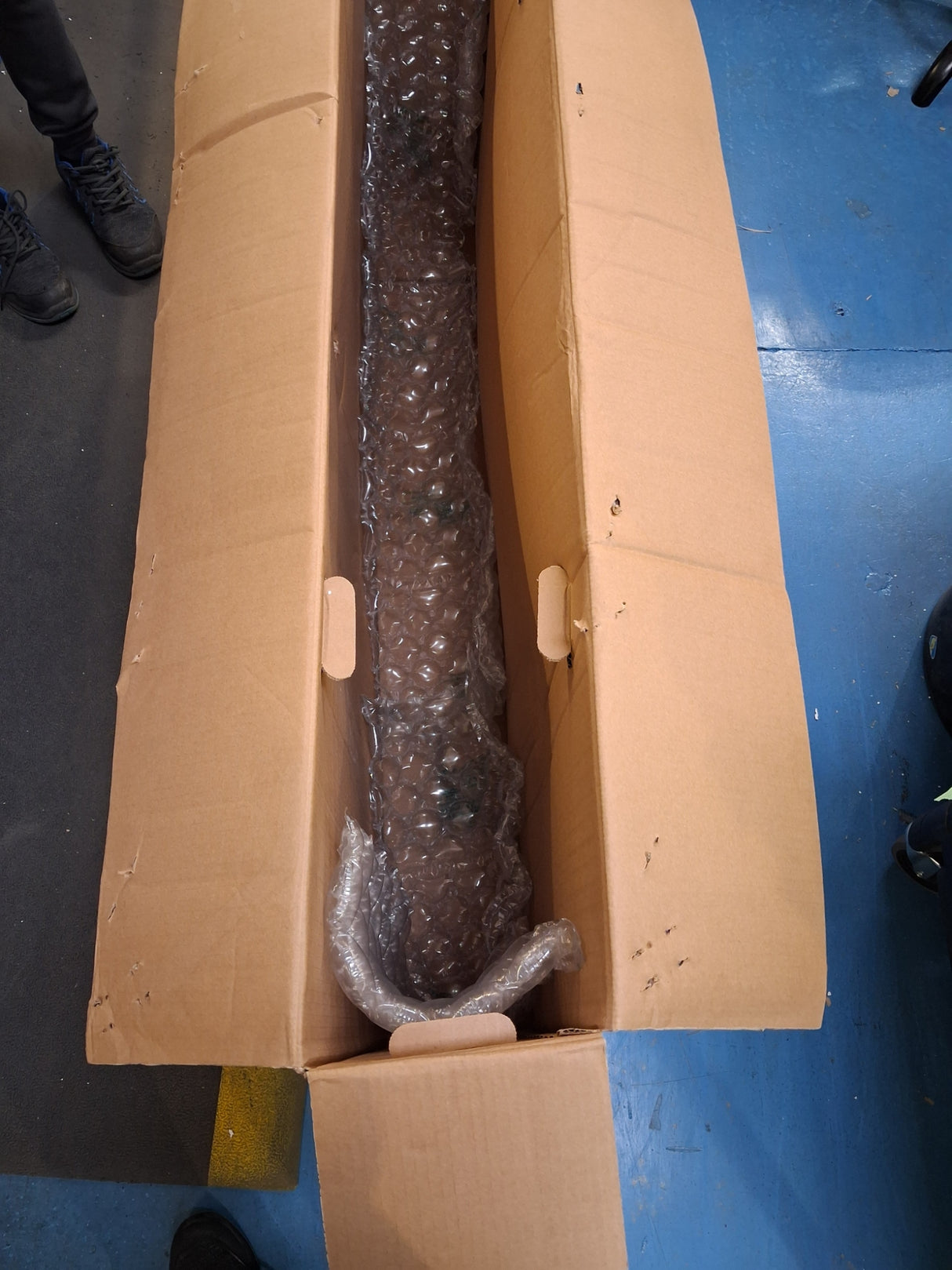 Carrera Subway 1 Mens 16 Speed Disc Brakes Hybrid Bike - Grey - Medium 18''