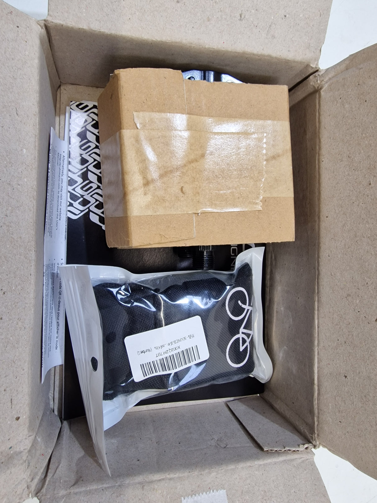 Carrera Hellcat Mens 16-Speed Hydraulic Brakes Mountain Bike ~ Black - L