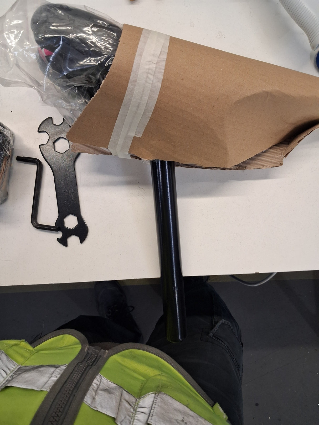 Boss Stealth Womens 21-Speed Full Suspension Mountain Bike - Black - Medium