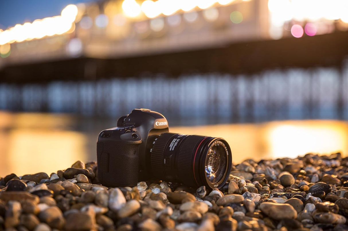 Canon EF 24-105 mm f/4L IS II USM Lens - Professional L-Series Standard Zoom