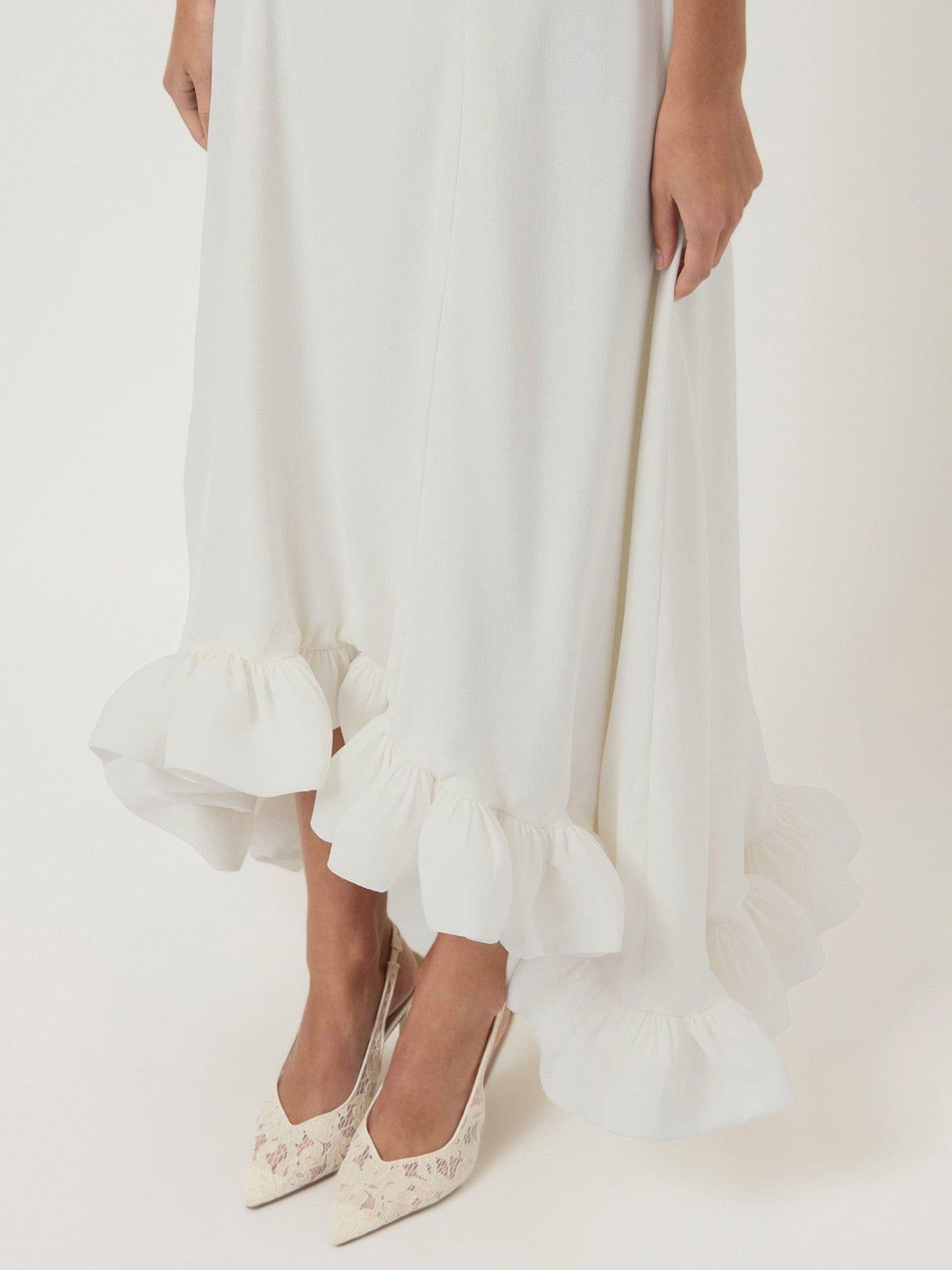 YAS Ruffle Trim Sleeveless Slim Maxi Wedding Dress - Gardenia Cream - UK 10