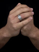 Hoxton London Men's Stylish Herringbone Pattern Spinning Ring - Silver - Y
