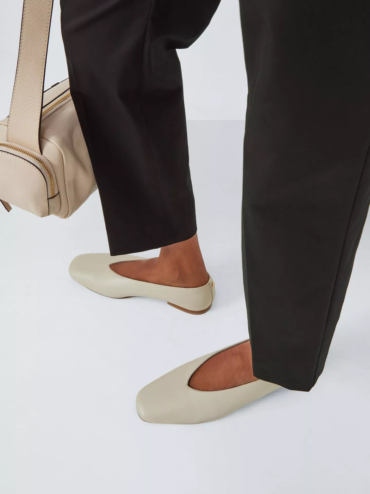 Weekend MaxMara Women's Cecco Slim Fit Tailored Trousers - Black - UK 10