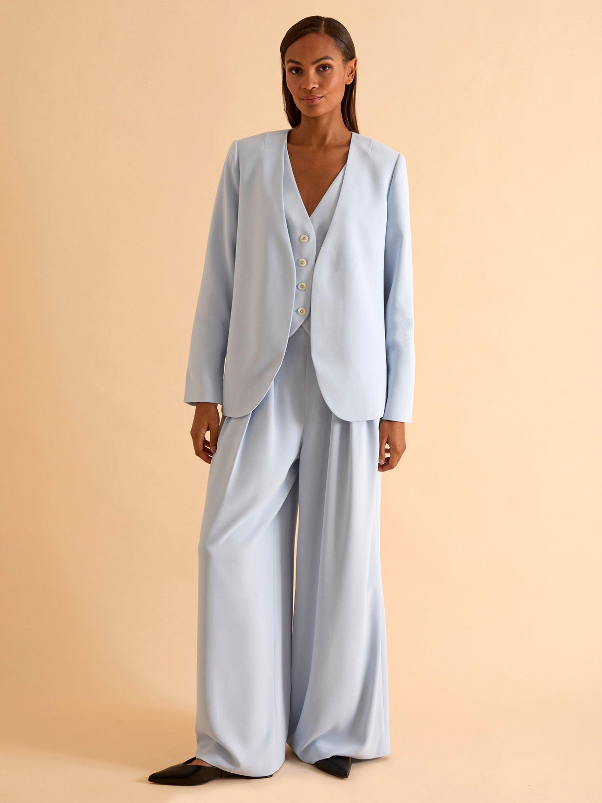 FLORERE Curved Front Single Breasted Collarless Blazer Light Blue - Size 16