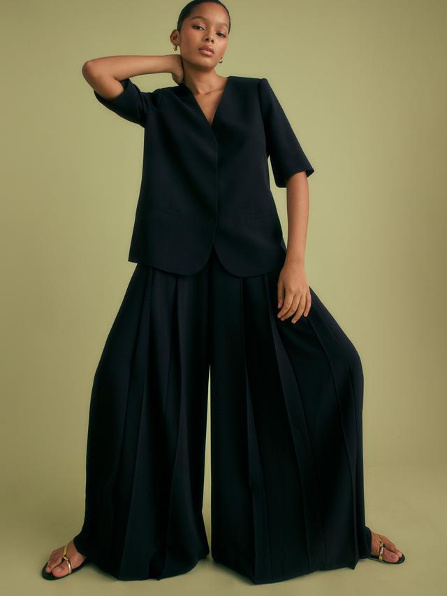 FLORERE Women's Deep Pleat High Rise Wide Leg Trousers - Black - UK 10