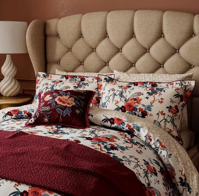 Museums & Galleries V&A Chinoiserie Charm Cotton Throw 220 x 170cm - Red