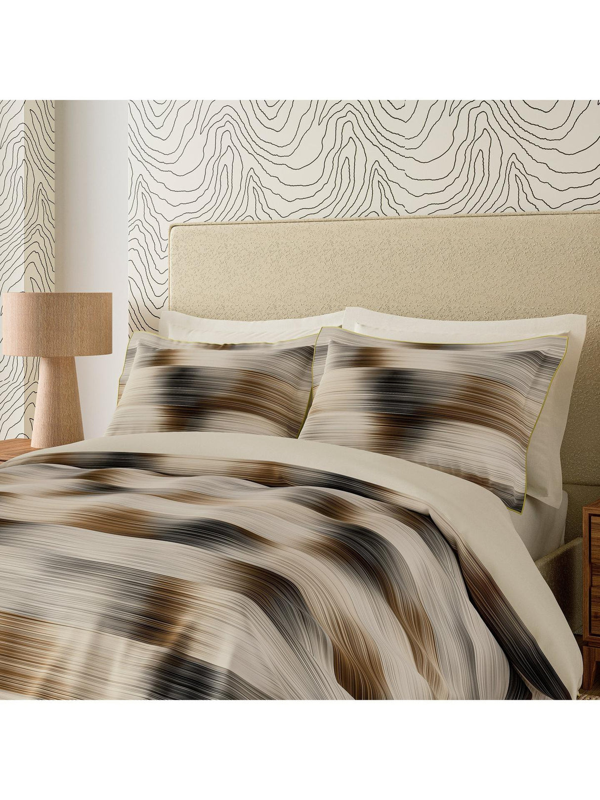 Harlequin Oscillation Striped Super King Duvet Cover Set - Charcoal/Multi