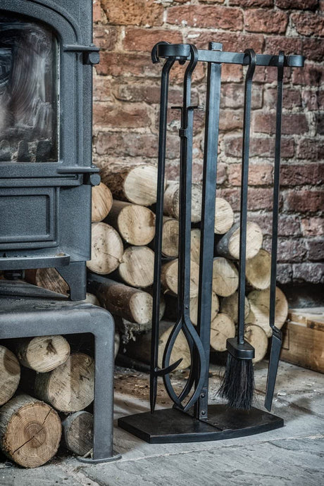 Ivyline Iron Fireside Companion 4 Piece Set H71 x W29cm - Black