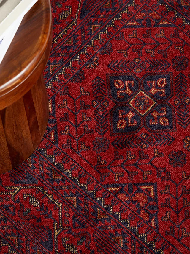 Gooch Luxury Hand Knotted Khal Mohammadi 100% Wool Rug L95 x W145cm - Red - Kazoop 