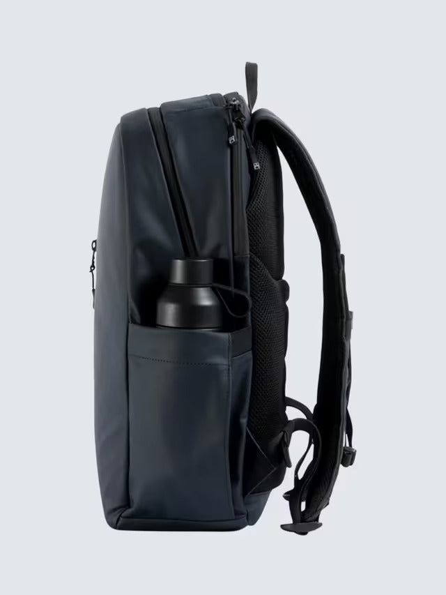 Stubble & Co 20L Everyday Durable Travel Waterproof Backpack - Midnight Blue