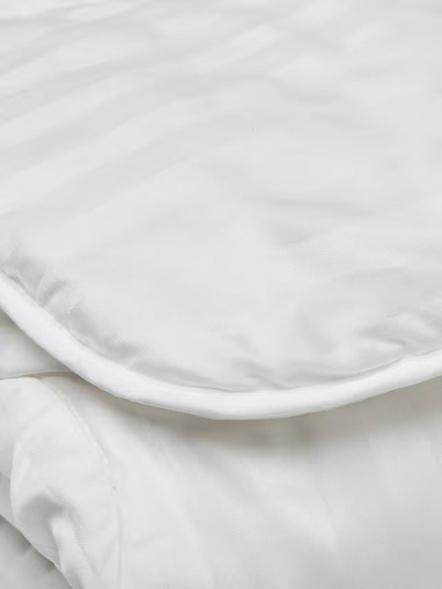 The Fine Bedding Company Boutique Microfibre Silk Duvet - 13.5 Tog - King