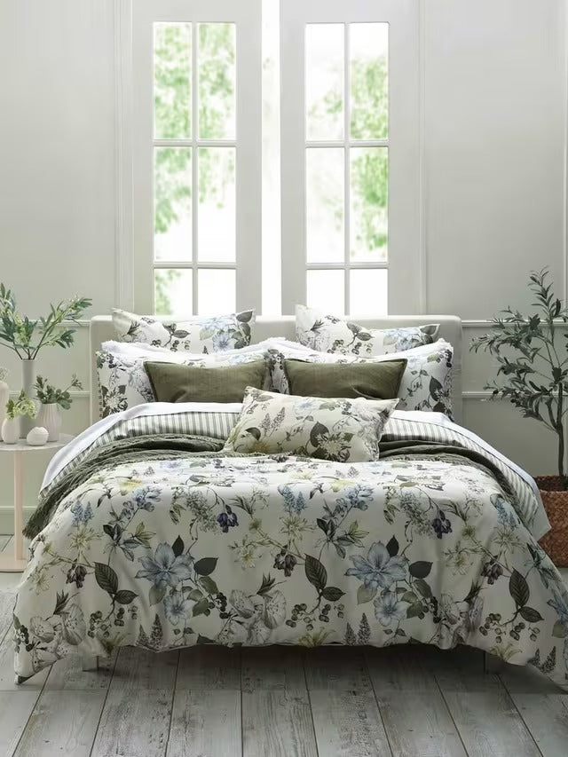 MM Linen Sanctuary Floral Cotton Duvet Cover Set - Multicoloured - King Size