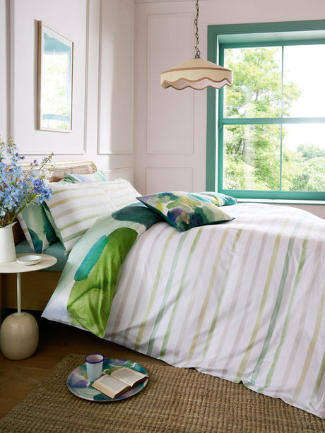 Bluebellgray Lochaber Reversible Cotton TC250 Double Duvet Cover Set - Multi