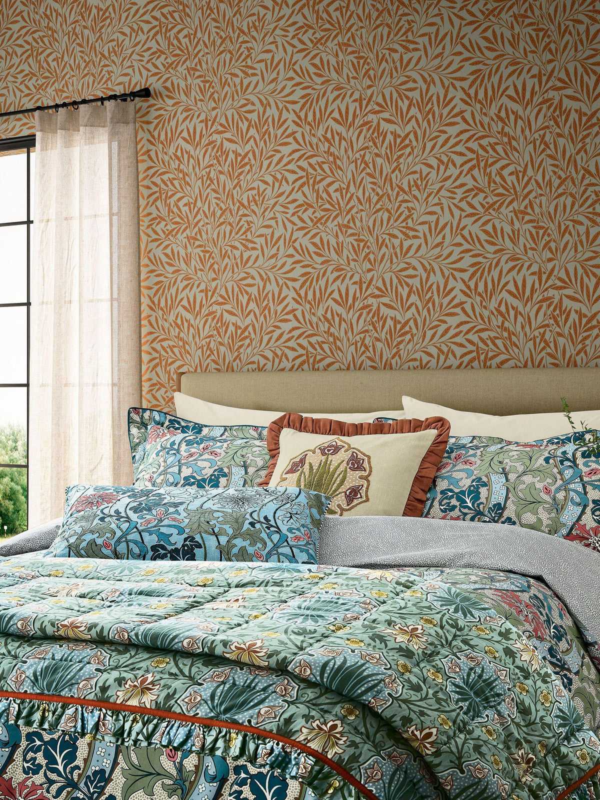Morris & Co Cornflower 200TC Cotton Percale Duvet Cover Set King Size Multi