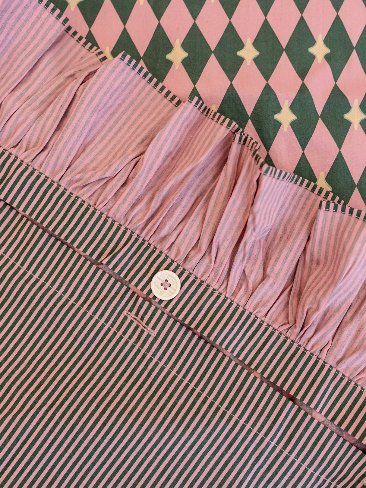 TBCo Harlequin 200 Thread Count Cotton Duvet Cover Set Pink Super King Set