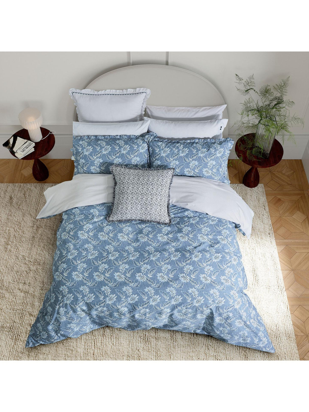 Bedeck of Belfast Floral Cotton Super King Duvet Cover Set - Blue Chambray